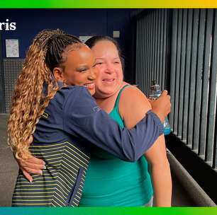 Rebeca Andrade tem encontro emocionante com a mãe após pódio; assista ao momento