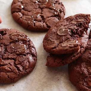 Receita cookies de chocolate low carb que faz bem rapidinho