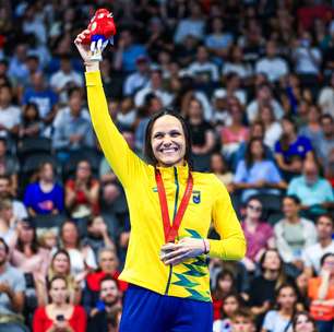 Carol Santiago chega à 5ª medalha nas Paralimpíadas de Paris e supera feito de Tóquio