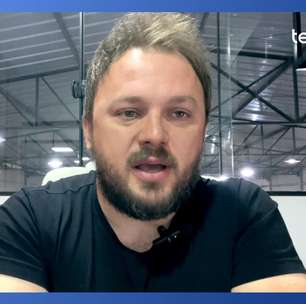 Ele começou como empacotador e hoje tem franquia de energia renovável