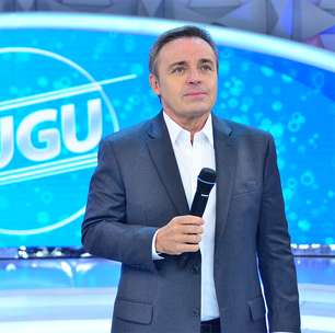 Record e SBT preparam documentários sobre Gugu Liberato