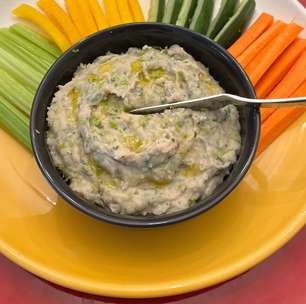 Patê de feijão branco com ervas: receita vegana, fácil, leve