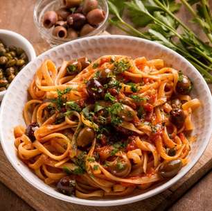 Macarrão à putanesca: aprenda a fazer a receita tradicional