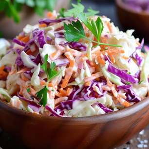 Salada de repolho americana: faça o acompanhamento refrescante