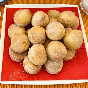 Bolinho de chuva com banana na airfryer: sem leite, sem óleo