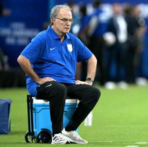 Bielsa afirma sobre críticas de Suárez: 'Minha autoridade está afetada'