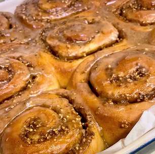 Pão Doce de Canela: cinnamon roll macio com recheio perfeito