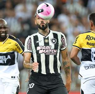 Nos acréscimos, Botafogo abre o placar e acaba sofrendo o empate do Criciúma