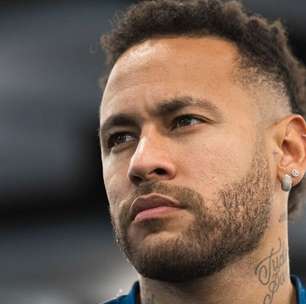 Ex de Neymar Jr. curte passeio com o jogador e web reage: 'Pega em off'