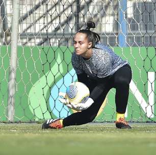 Goleira fala de momento em que Corinthians ficou sem reserva na posição para decisão na Libertadores