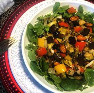 Caponata que vale como refeição e dura na geladeira