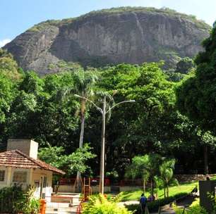 Justiça proíbe eventos com música e aglomeração no Parque da Chacrinha, entre Botafogo e Copacabana