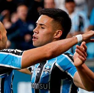 Após Aravena, atacante chileno é oferecido ao Grêmio; martelo é batido