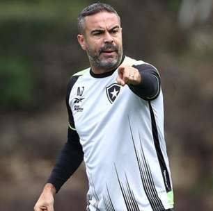 No Botafogo, Artur Jorge abre o jogo: 'Manifestar desagrado agora não ajuda'