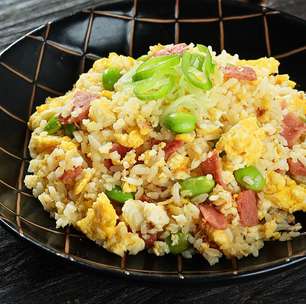 Yakimeshi - arroz frito japonês: aprendi com amiga oriental