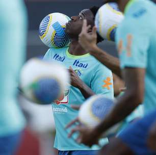 Em último jogo, Brasil encara Uruguai e busca chegar na segunda posição das Eliminatórias