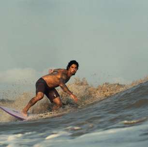 Gabriel Medina surfa pela primeira vez nas ondas da Pororoca