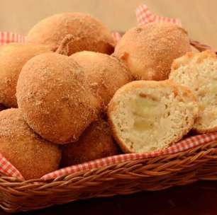 Bolinho de chuva sequinho: veja a melhor receita e teste em casa