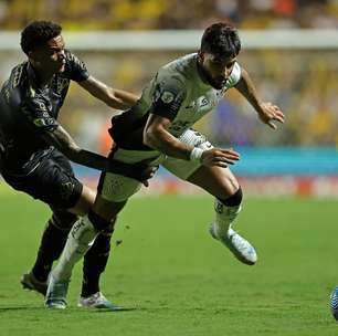 De virada, Corinthians goleia Criciúma no Heriberto Hülse