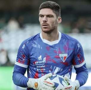 Após saída de Kozlinski, Fortaleza encaminha contratação de novo goleiro para 2025: "Questão de tempo"