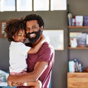 Se você quer ser admirado pelos seus filhos, você deve adotar esses 4 comportamentos