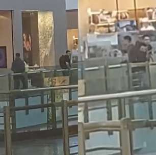 Homens armados assaltam joalheria dentro de shoppingvbet ptManaus