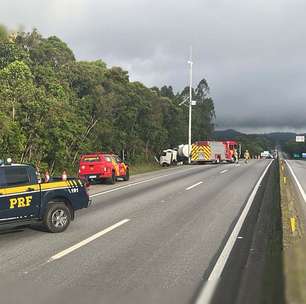 Trecho que interditou BR-277, na Grande Curitiba, passa mais de 4h fechado