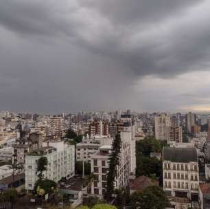 INMET emite alerta para chuvas intensa e ventos fortes para RS e SC