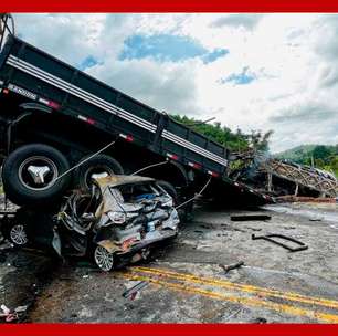 Grave acidente entre ônibus, carreta e carro deixa 22 mortos na BR-116,betano chance dupla 1xTeófilo Otoni (MG)