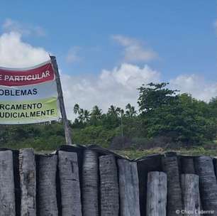 Muro bloqueia acesso a uma das praias mais famosas de Pernambuco