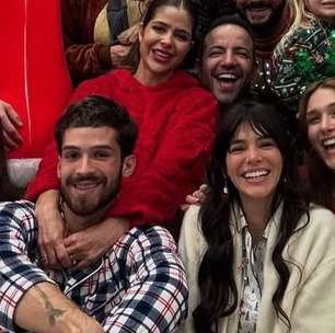 Bruna Marquezine passa Natal de pijama com Sasha, Xuxa e João