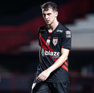 Shaylon entra na mira de clube da Série A e diretoria decide o futuro do jogador