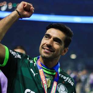 Abel Ferreira descarta descanso e fala sobre futuro de Rony