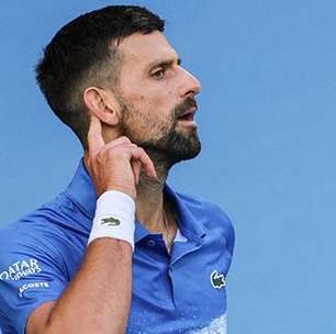 Djokovic reclama, mas despacha rival e desafia embalado Lehecka na Austrália