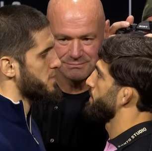 VÍDEO: Islam Makhachev e Arman Tsarukyan protagonizam encarada intensa antes do UFC 311