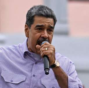 Maduro apresenta proposta de reforma constitucional em Caracas