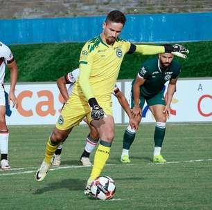 Após marcar gol da vitória esmeraldina, Tadeu se torna o artilheiro do Goiás em 2025