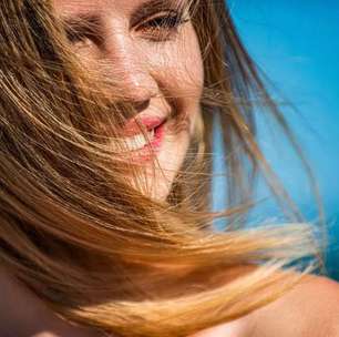 Cuidados com os cabelos no verão: 5 dicas para ter fios saudáveis