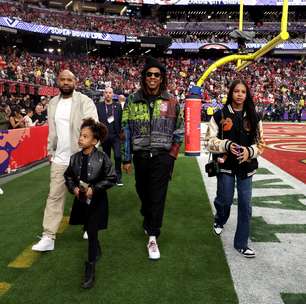 Jay-Z usa relógio raro de R$ 20 milhões no Super Bowl; veja