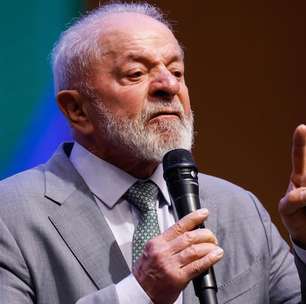 Lula prevê que crescimento surpreenderá neste ano e diz que não inventará na economia