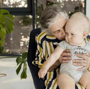 Meninas nascidas em 2023 podem viver até os 100 anos, aponta pesquisa