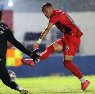 Azuriz e Athletico empatam na ida das quartas do Paranaense