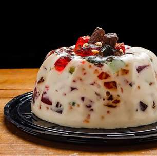Mosaico de gelatina com leite em pó: sobremesa baratinha e refrescante