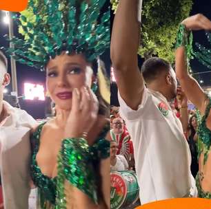 De saída, Paolla Oliveira ganha surpresa da Grande Rio durante ensaio técnico e chora