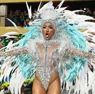 Veja fotos do desfile da Paraíso do Tuiuti na última noite do carnaval do Rio de Janeiro