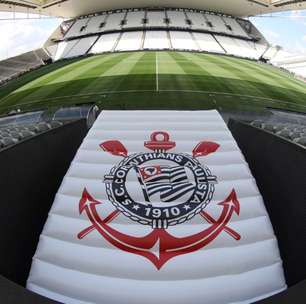É oficial! Meia vai deixar o Corinthians