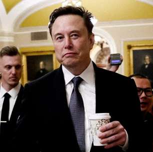 Elon Musk pressiona Trump a reverter tarifas e faz apelos diretos ao presidente, diz jornal