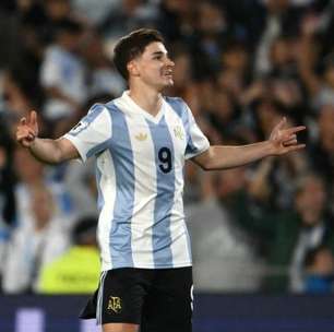 Julián Alvárez diz que frase de Raphinha deu um 'tempero' a mais no clássico