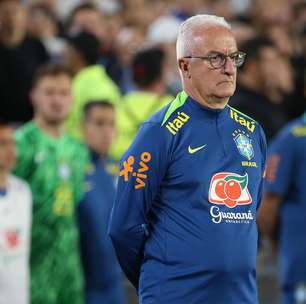 Comentarista da Globo detona Seleção Brasileira e pede cabeça de Dorival