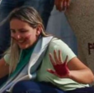 Moraes determina cumprimento de pena a 'Débora do batom', que pichou estátua do STF, em prisão domiciliar